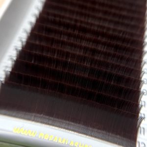 Cseresznyevörös műszempilla